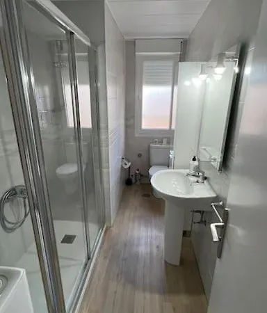 Apartment Piso Turistico Saturnino Cachon *