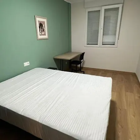 Piso Turistico Saturnino Cachon * Ponferrada